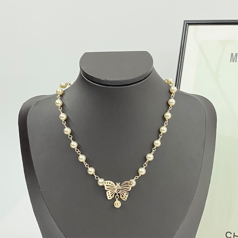 D10r PEARL NECKLACE