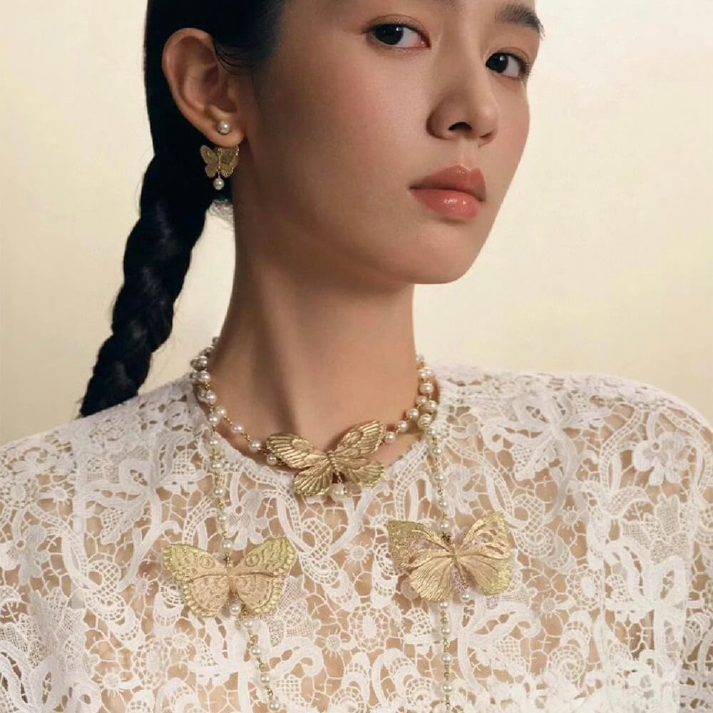 D10r PEARL NECKLACE