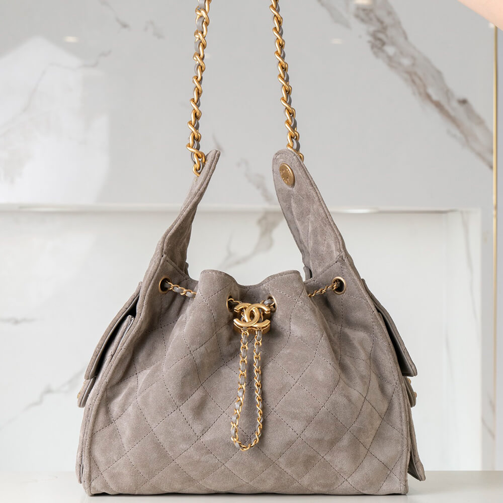Ch**el 25 Small Handbag(TAX-FREE GRADE)