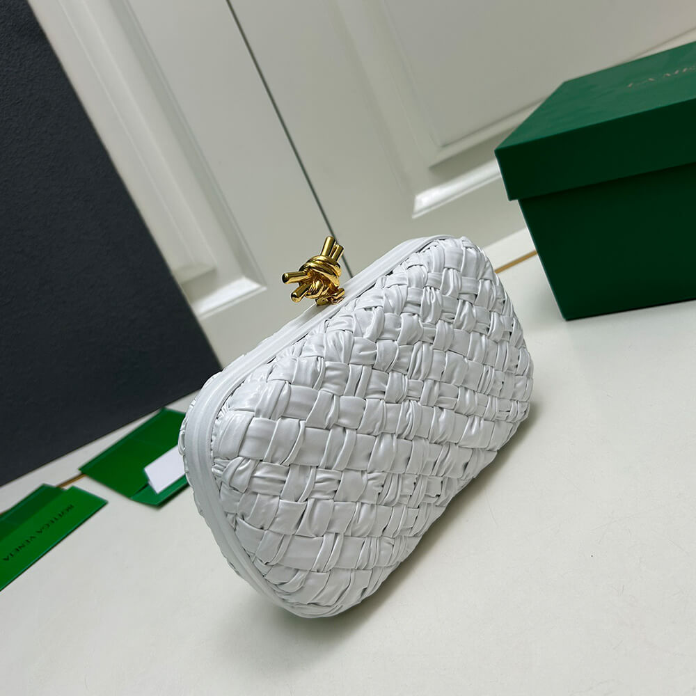 B0tt*ga Ven*ta knot intrecciato leather clutch(HIGH-END GRADE)