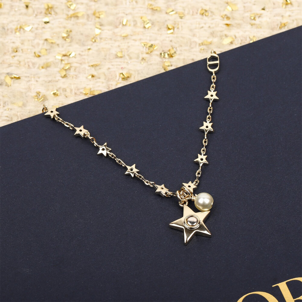 D10r Necklace