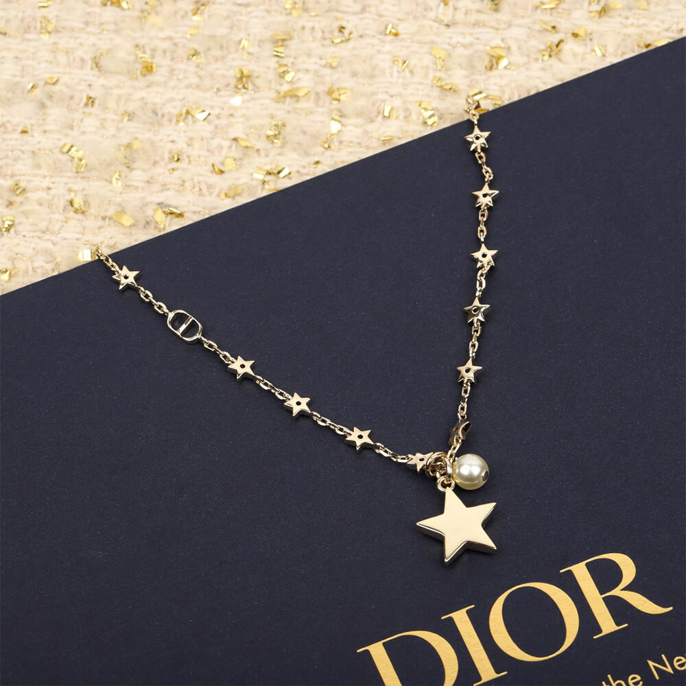 D10r Necklace