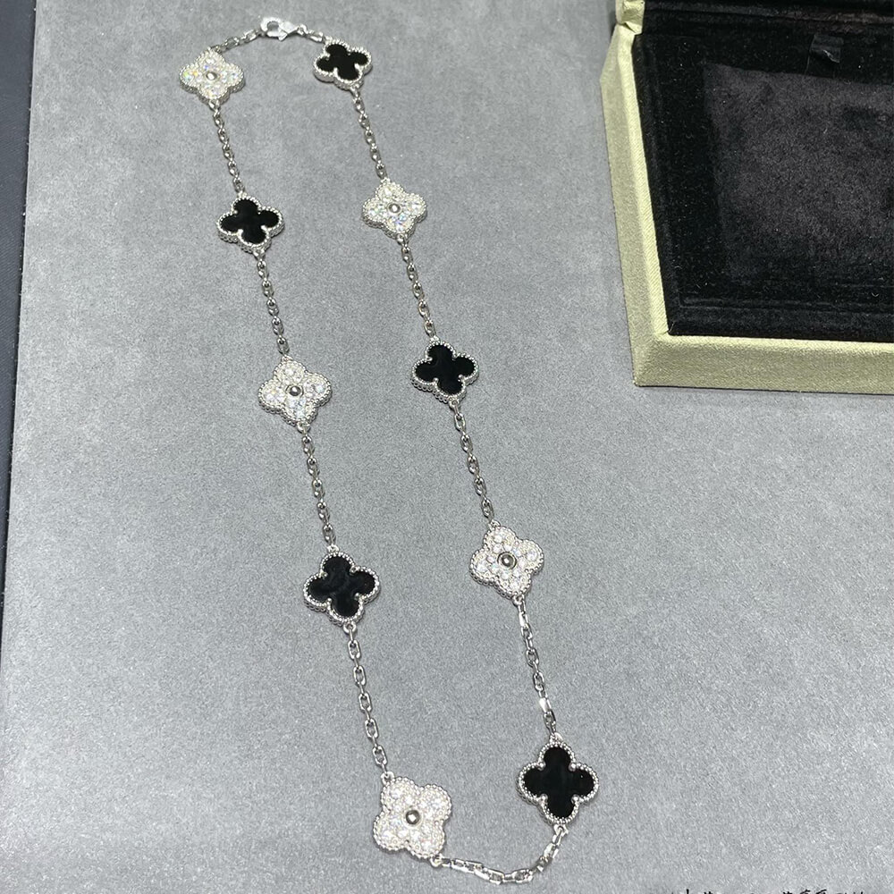 V*n Cl**f & Arpels Necklace