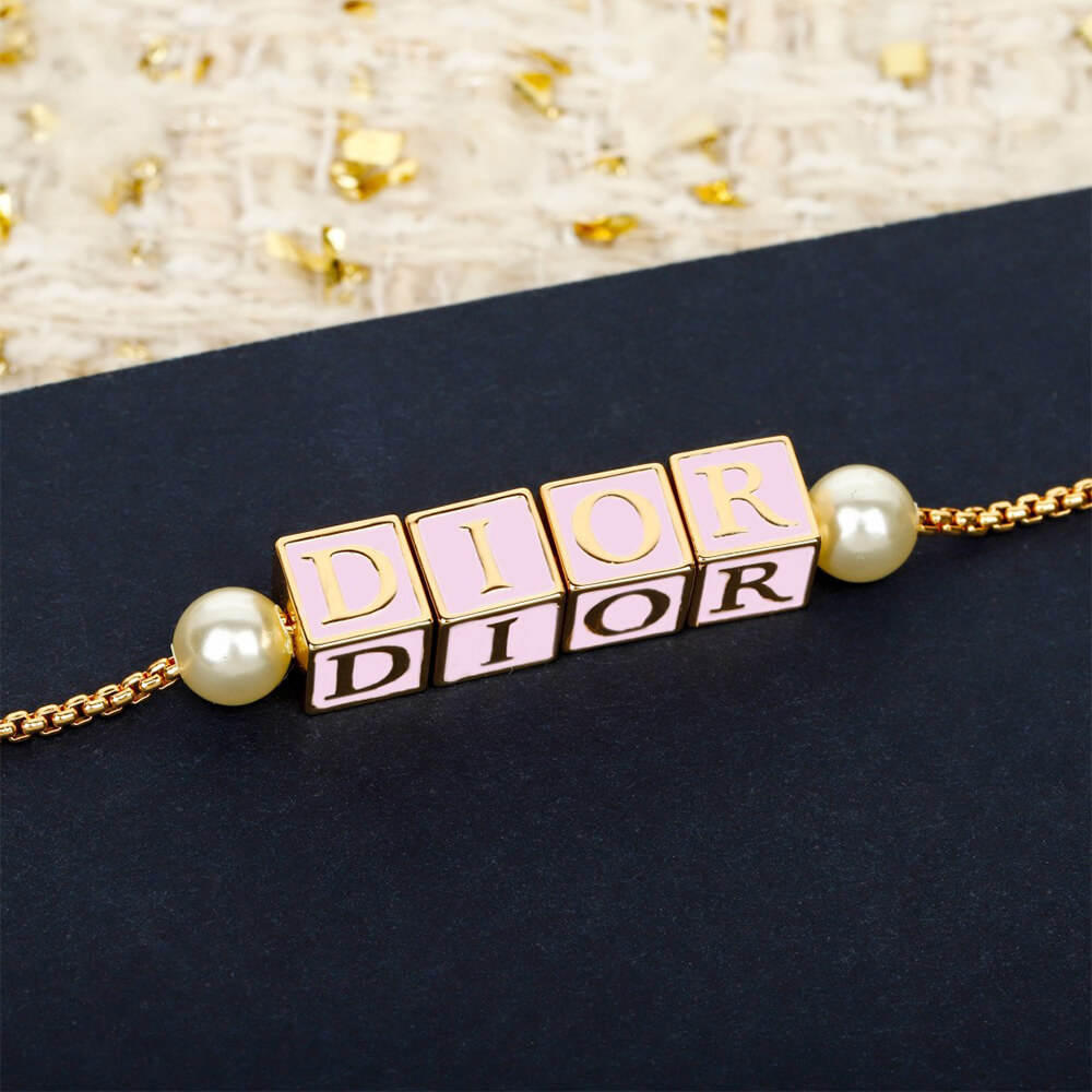 D10r Necklace