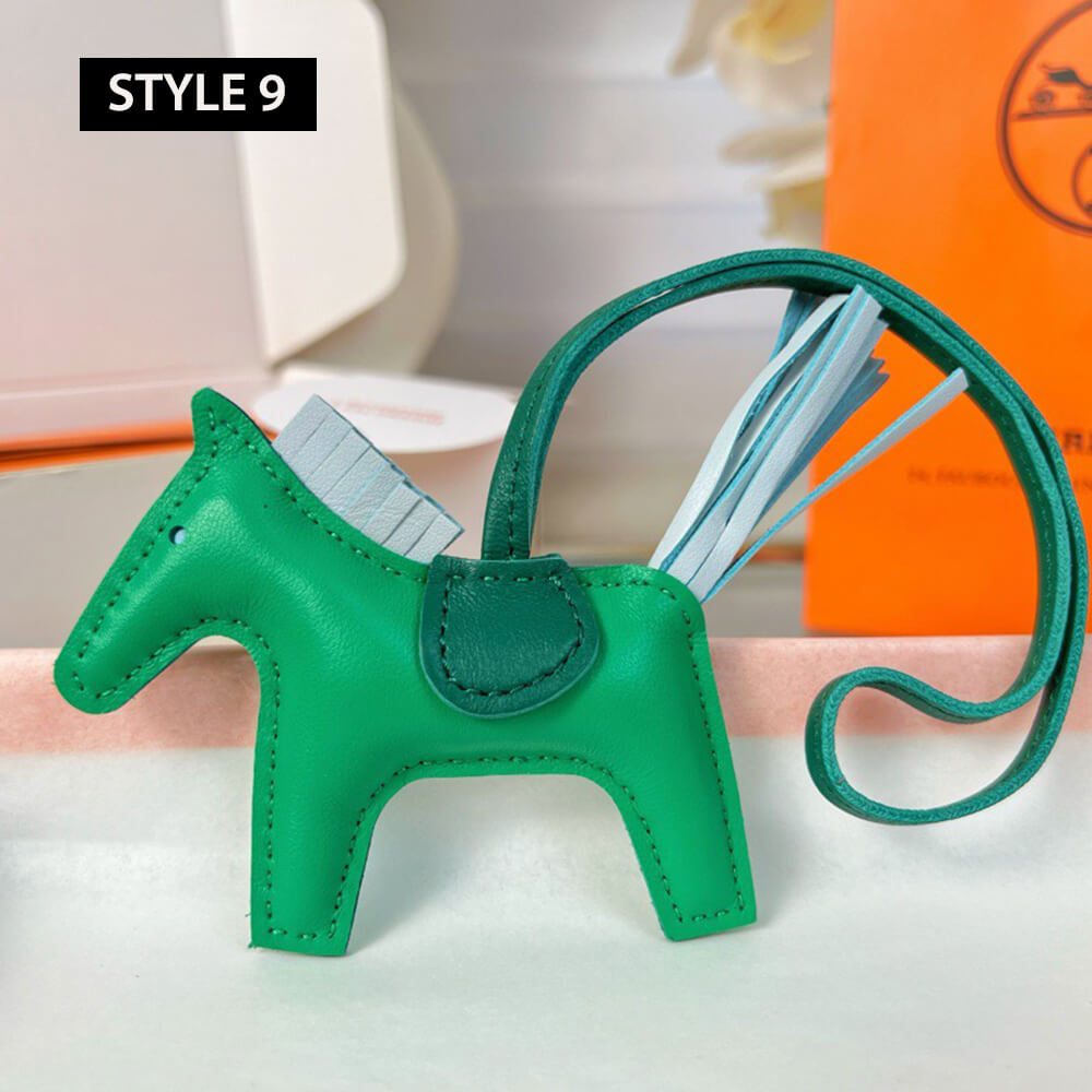H**me5 Rodeo PM Charm