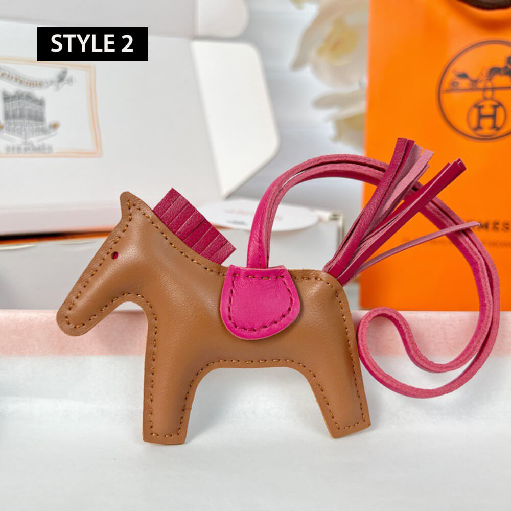 H**me5 Rodeo PM Charm