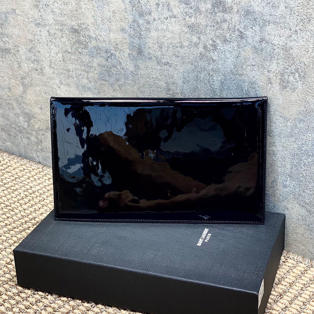 Y51 UPTOWN POUCH IN PATENT LEATHER(HIGH-END GRADE)