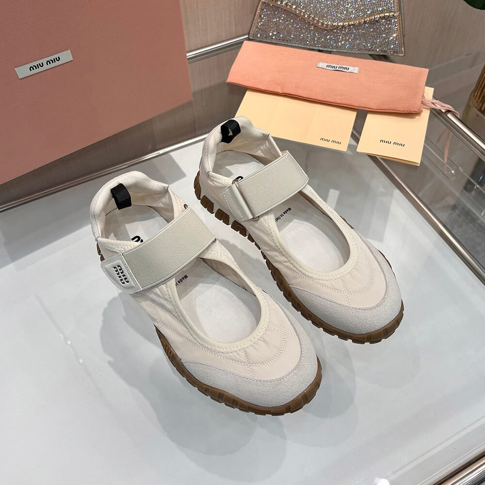 M1um1u ballet flats