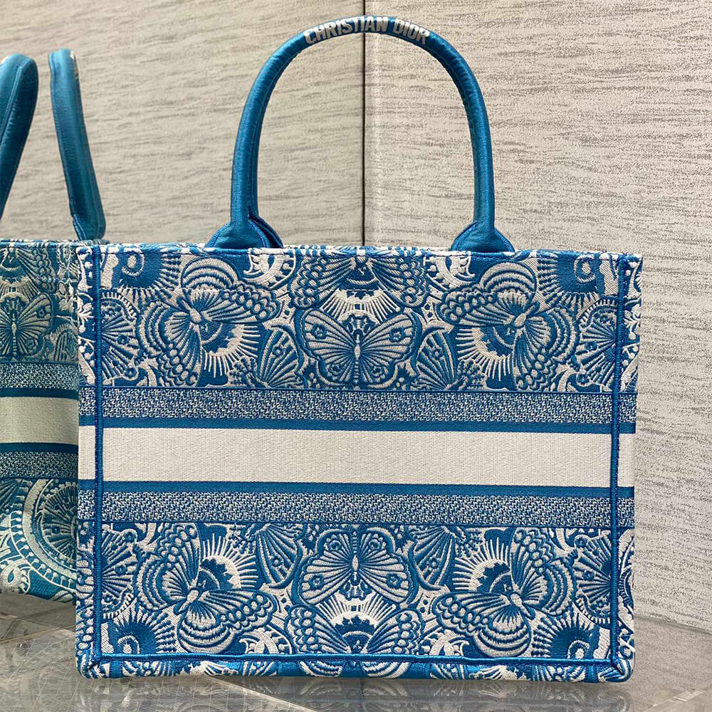 Medium D10r Book Tote