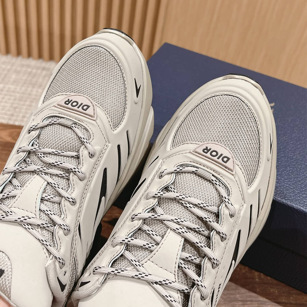 D10r B44 Blade Sneaker