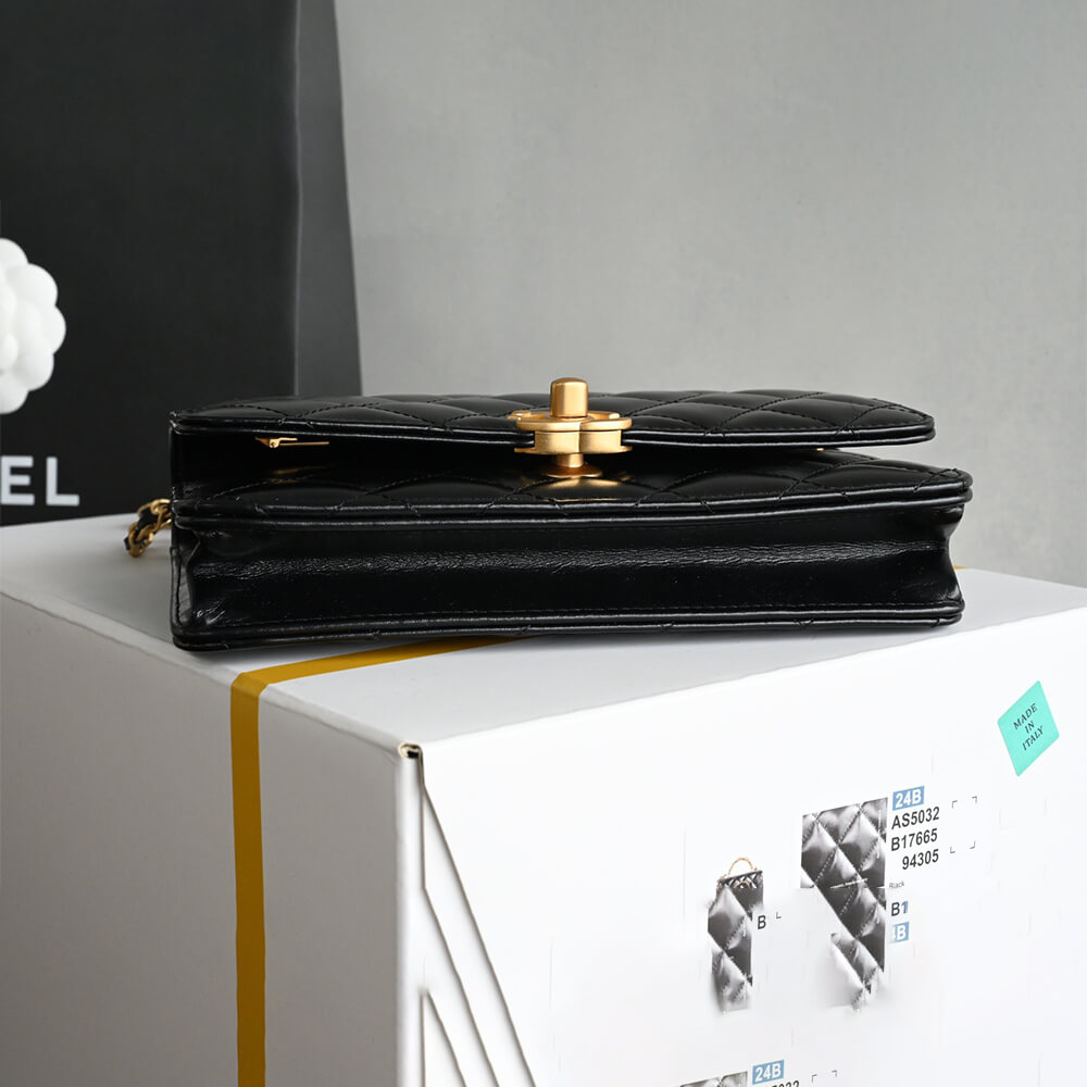 Ch**el Classic Wallet On Chain(high-end grade)