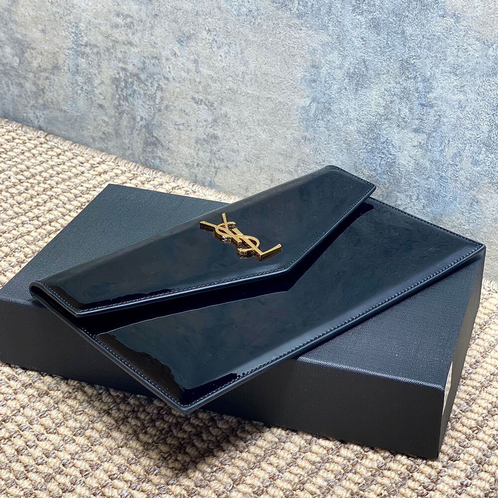Y51 UPTOWN POUCH IN PATENT LEATHER(HIGH-END GRADE)