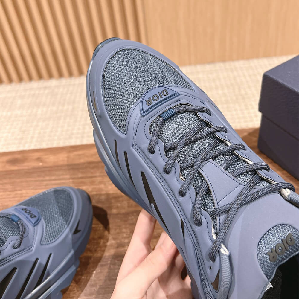 D10r  B44 Blade Sneaker