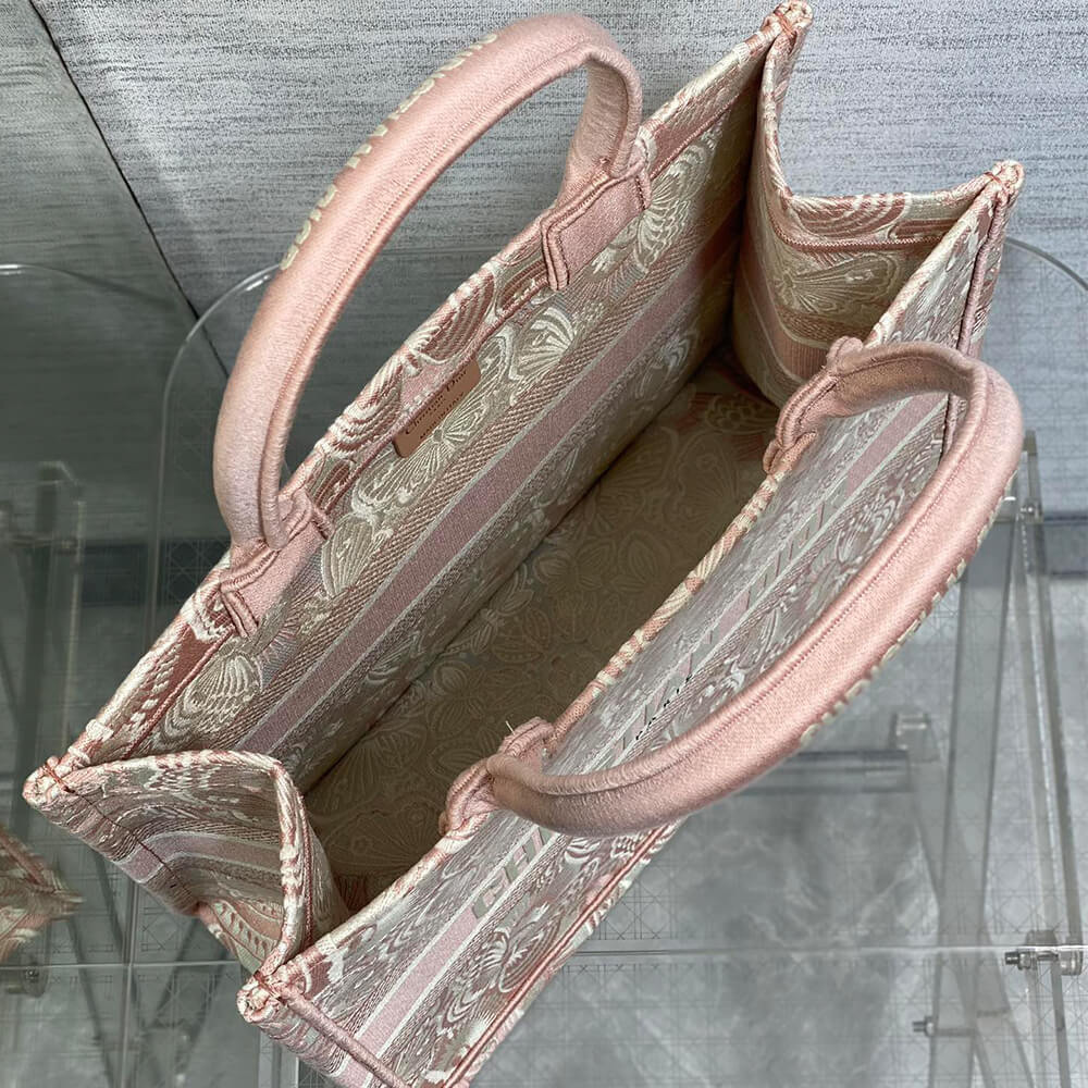 Medium D10r Book Tote
