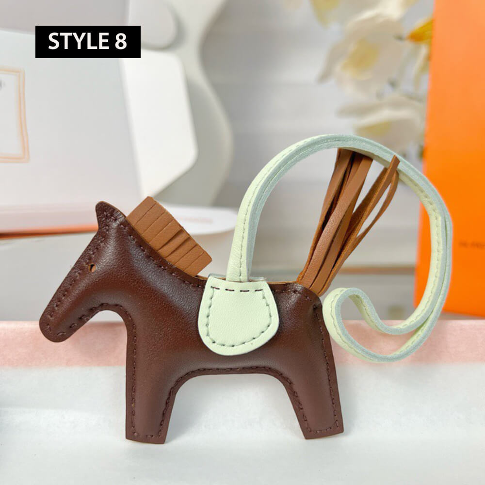 H**me5 Rodeo PM Charm