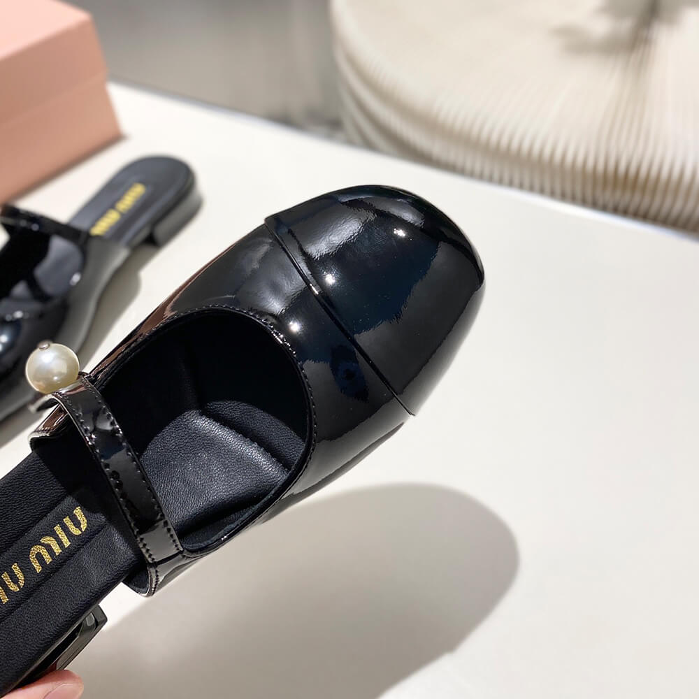M1um1u Mary Jane pumps