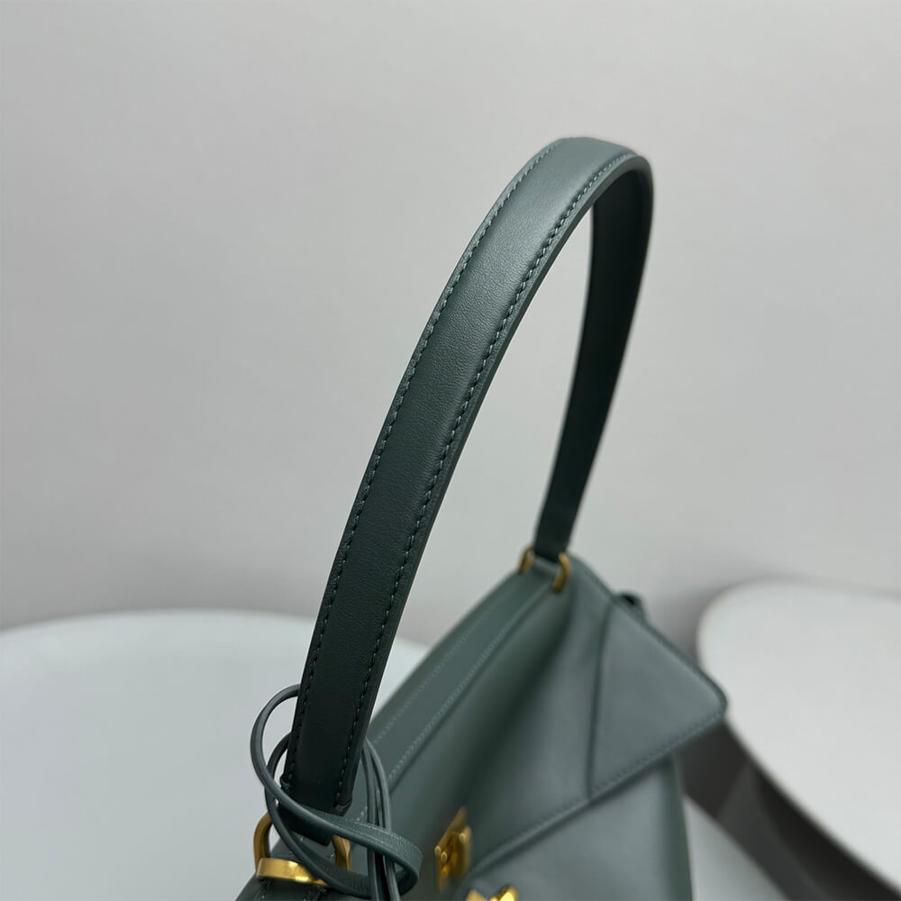 Ba1en*iaga Women’s Rodeo Handbag Medium(HIGH-END GRADE)