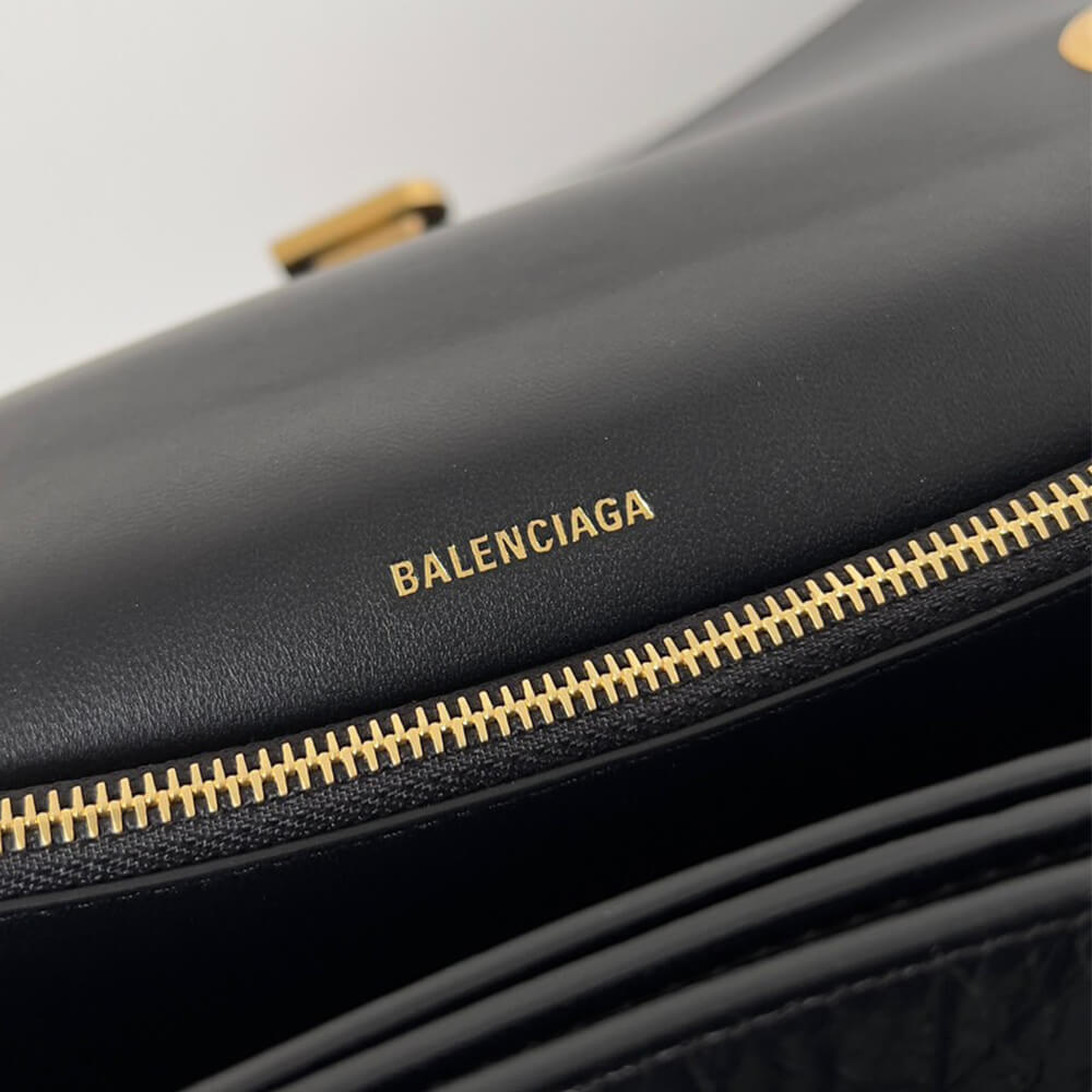 Ba1en*iaga Women’s Crush Chain Bag Medium(HIGH-END GRADE)