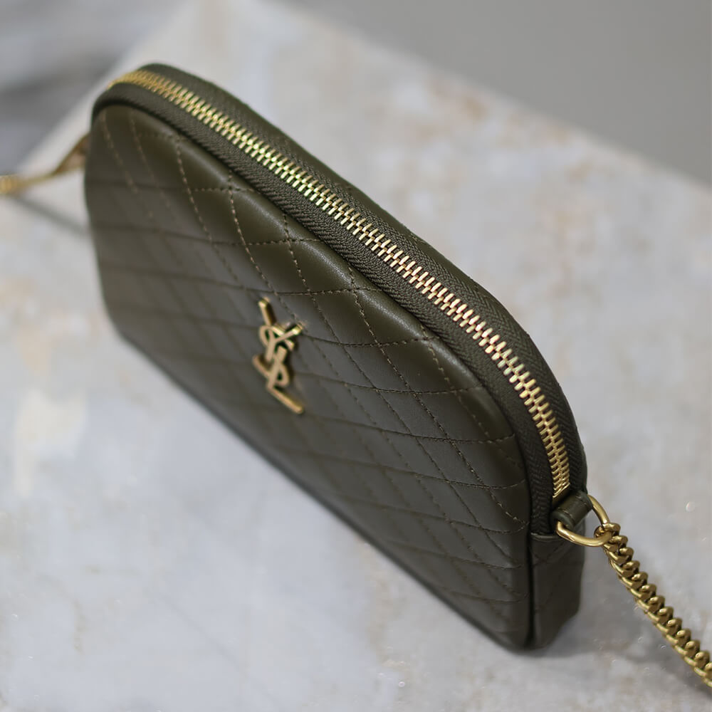 Y51 Gaby zipped pouch in quilted lambskin