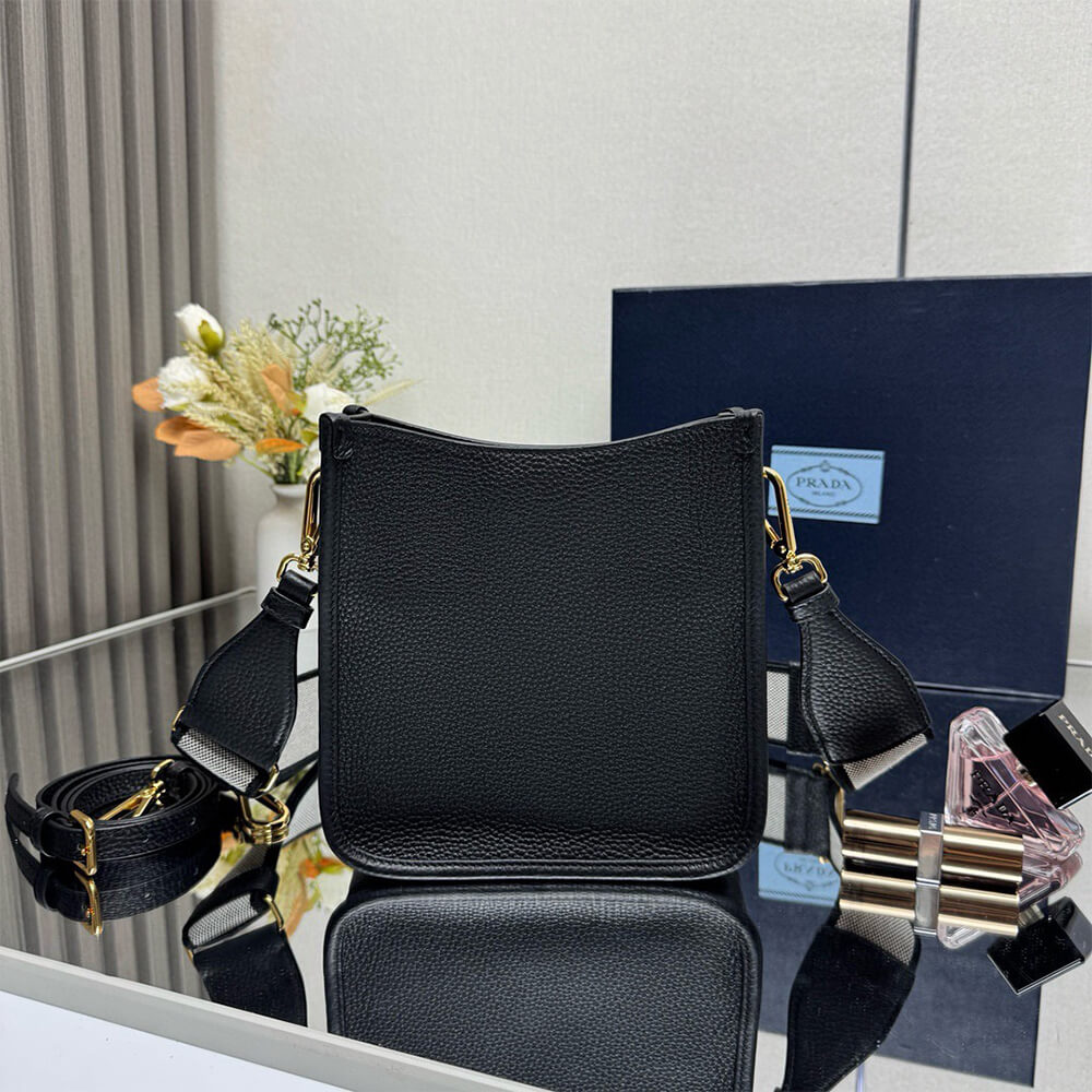 Pra*a Leather mini shoulder bag(HIGH-END GRADE)