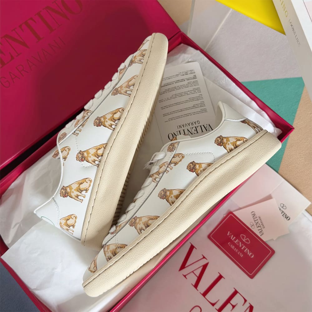 Va1e*ntin0 ROYCO Women’s ‘LE CHAT DE LA Ma1s0n’ Patterned Soft Calfskin Sneakers