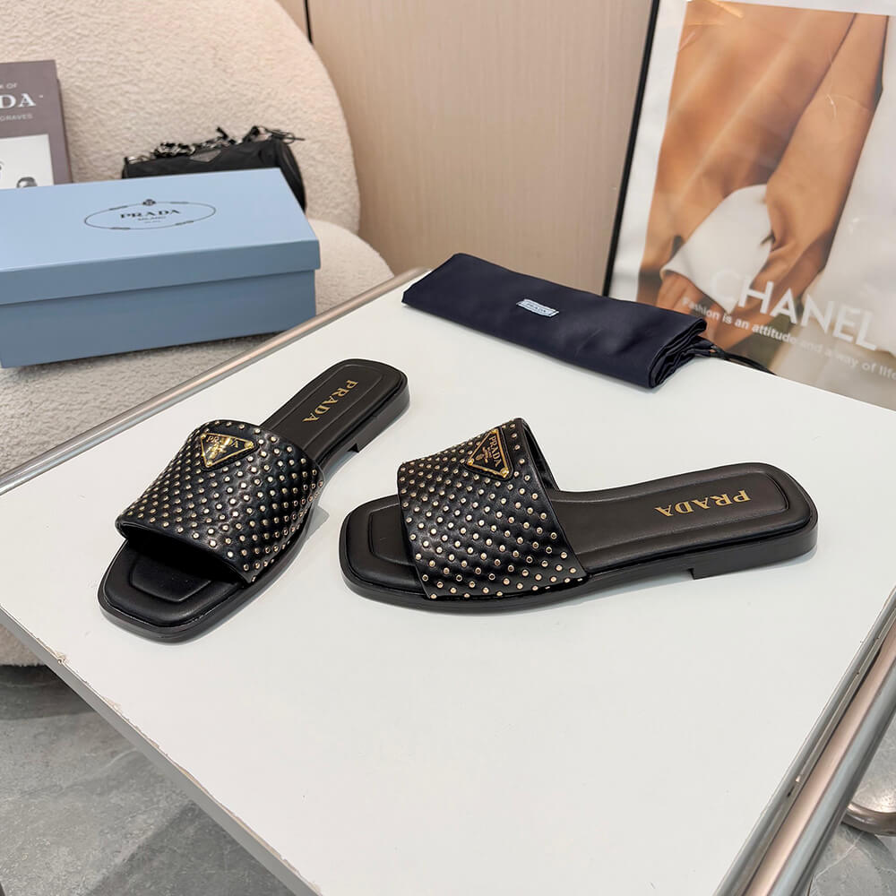 Pra*a Nappa leather slides with studs