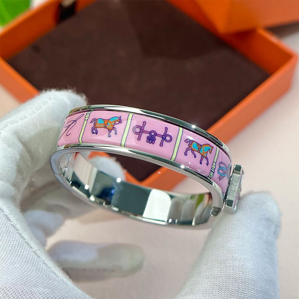 H**me5 Bracelet Clic H Couvertures et Tenues de Jour