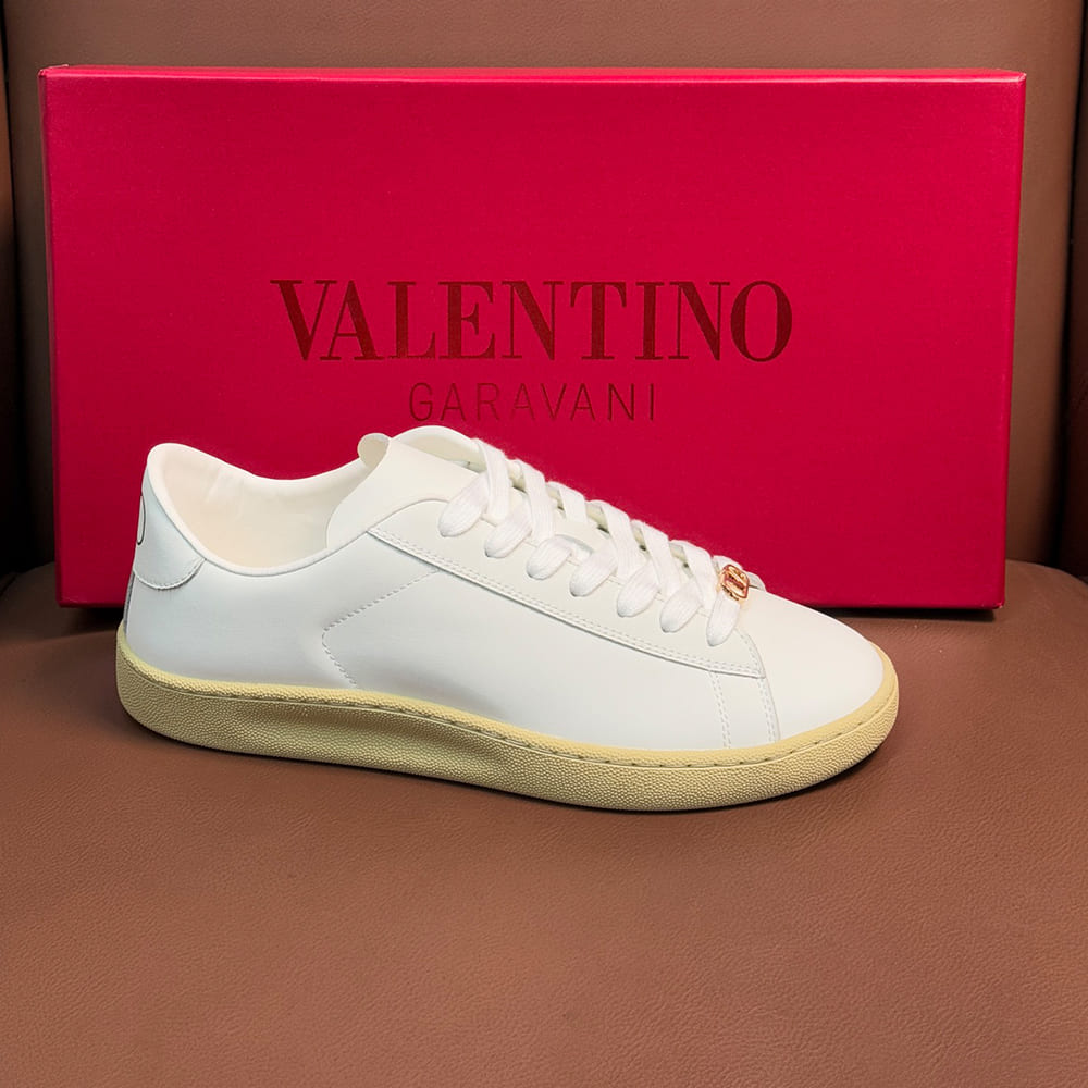 Va1e*ntin0 ROYCO Women’s Soft Calfskin Sneakers