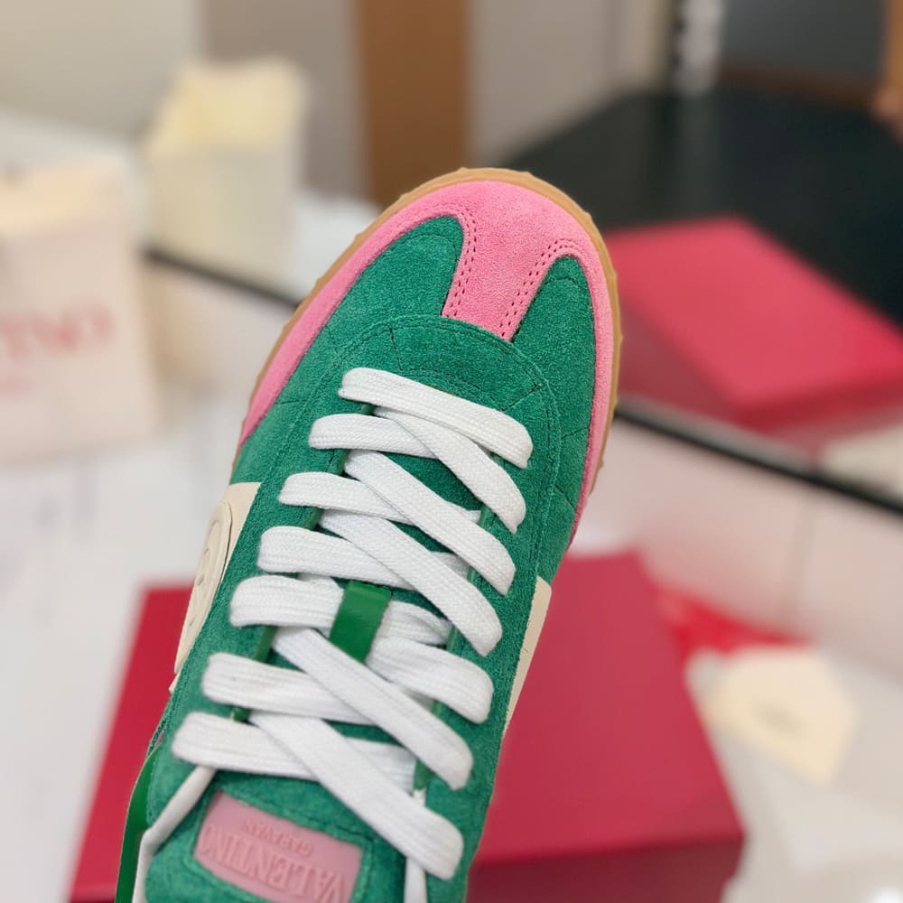 Va1e*ntin0 UPVILLAGE women’s low-top sneakers