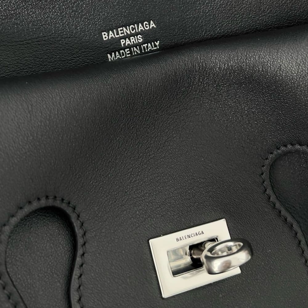 Ba1en*iaga Women’s Bel Air Clutch On Strap Small(HIGH-END GRADE)
