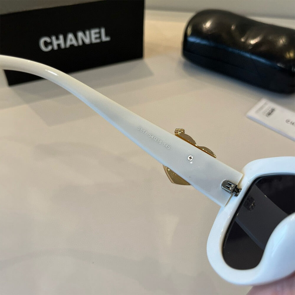Ch**el SUNGLASSES