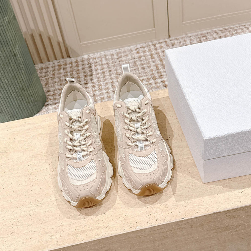D10r Chrono Sneaker