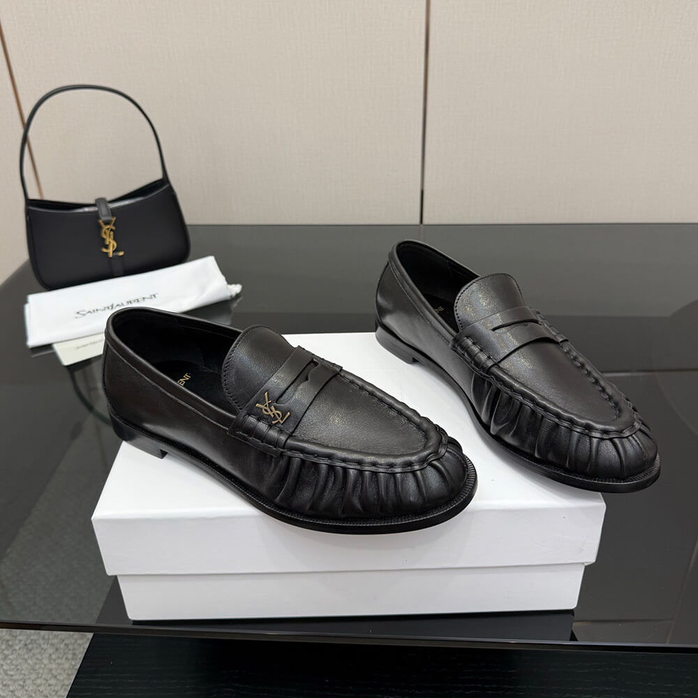 Y51 LE LOAFER S*pple in shiny leather