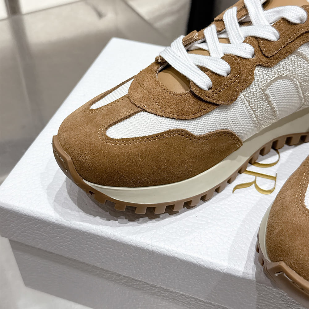 C’est D10r Sneaker