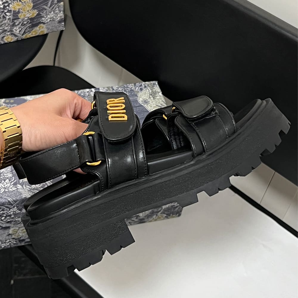 D10ract Platform Sandal