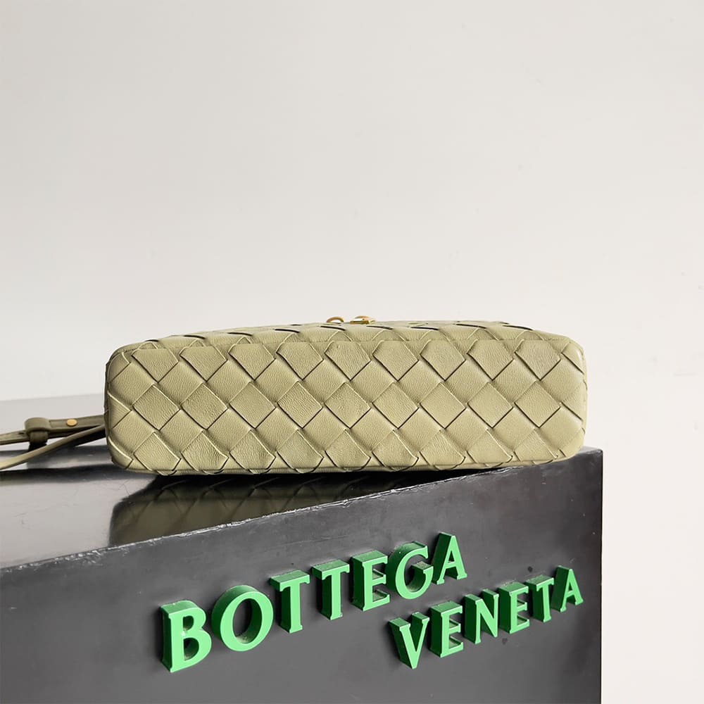 B0tt*ga Ven*ta Bang Bang Vanity Case(high-end grade)
