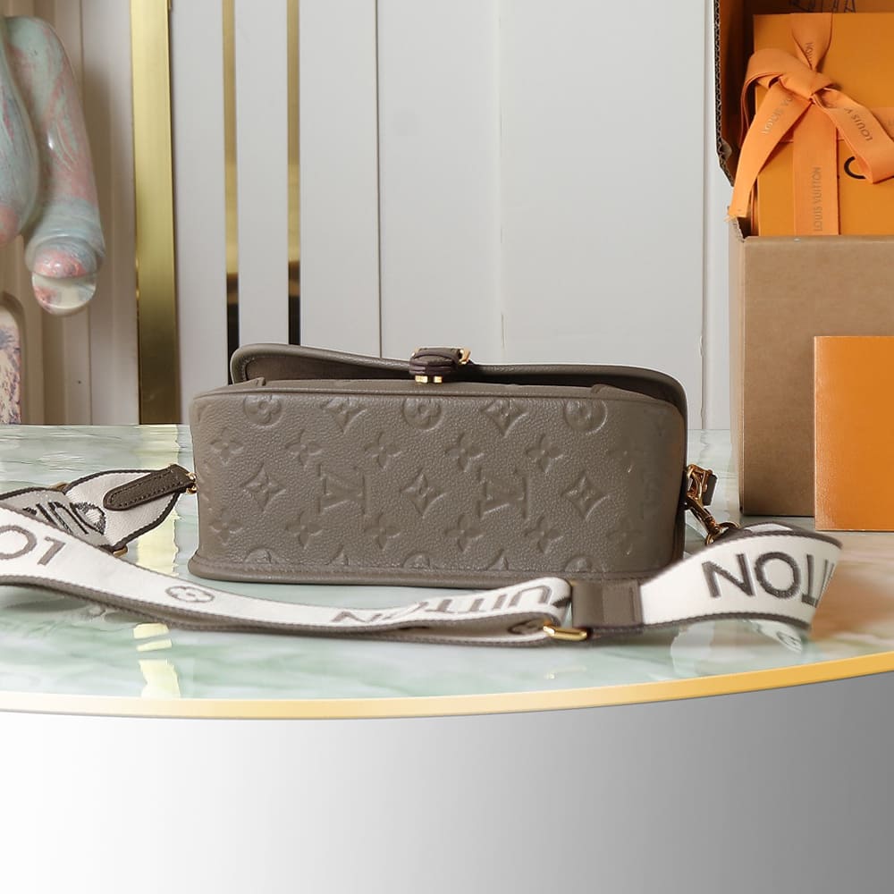 LV Diane