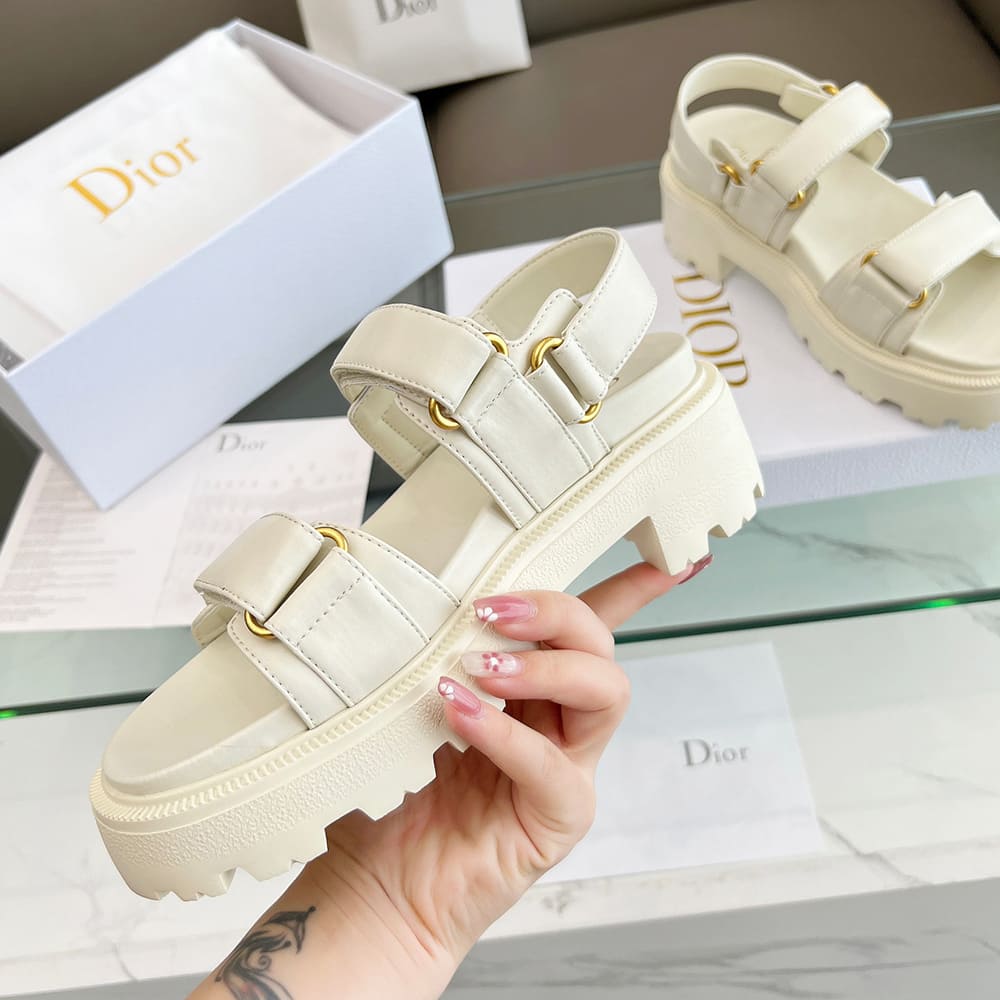 D10ract Platform Sandal