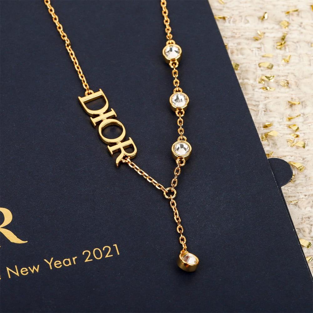 D10r necklace