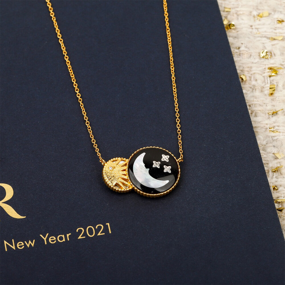 D10r necklace