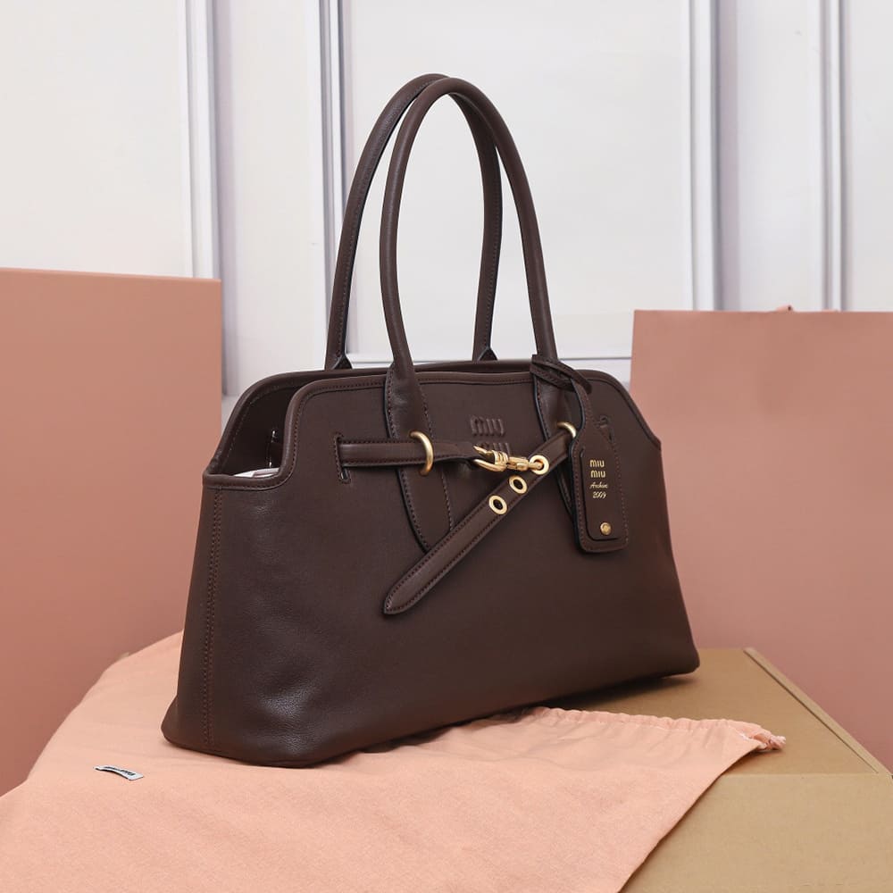 M1um1u Large Aventure nappa leather bag(HIGH-END GRADE)