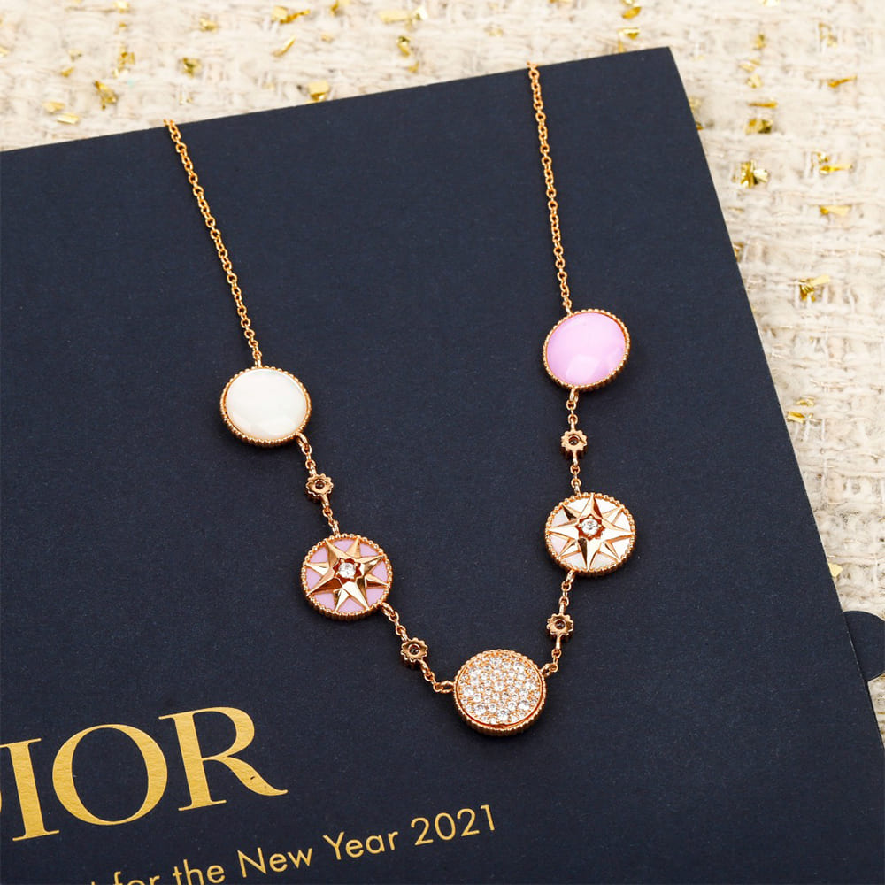 D10r necklace