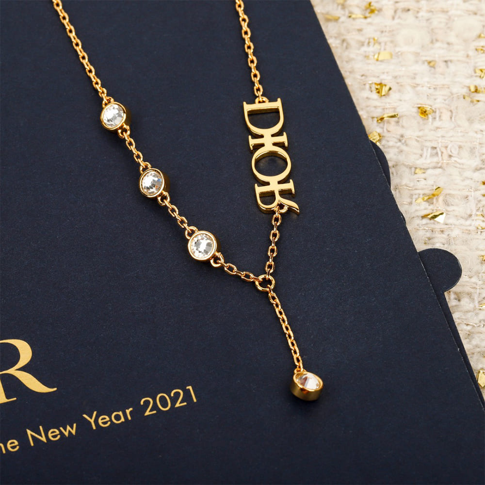 D10r necklace