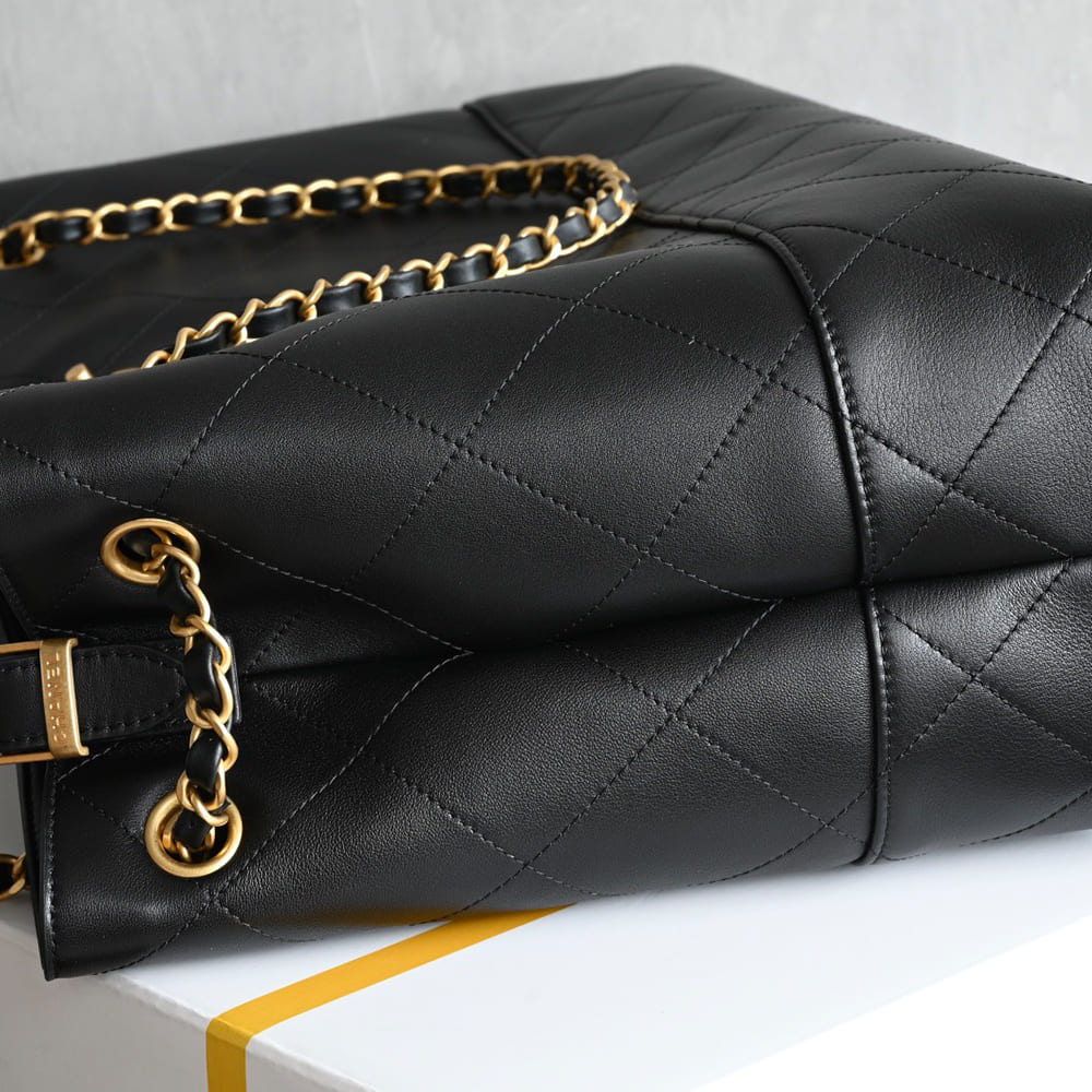 Ch**el Shopping Bag(HIGH-END GRADE)