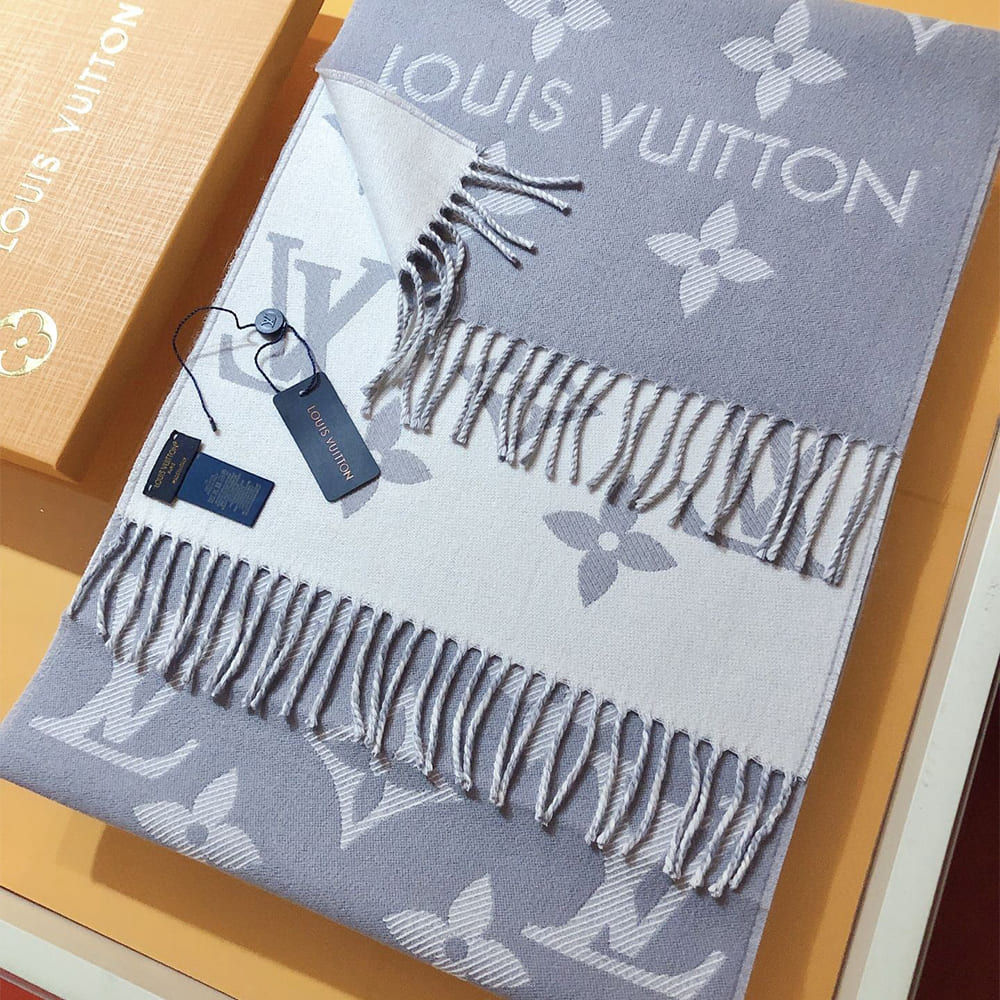 LV  ESSENTIAL Scarf