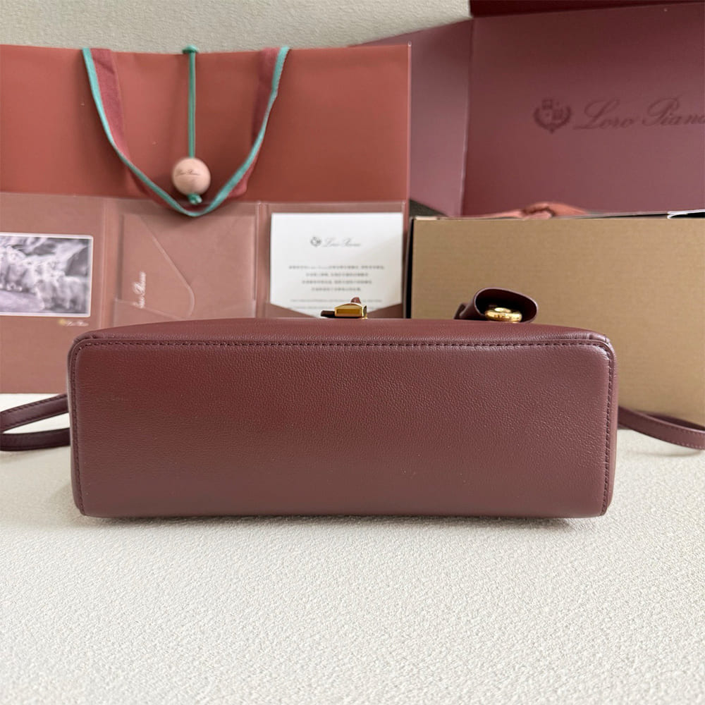 L0r0 P1ana Extra Bag L27(High-end Grade)