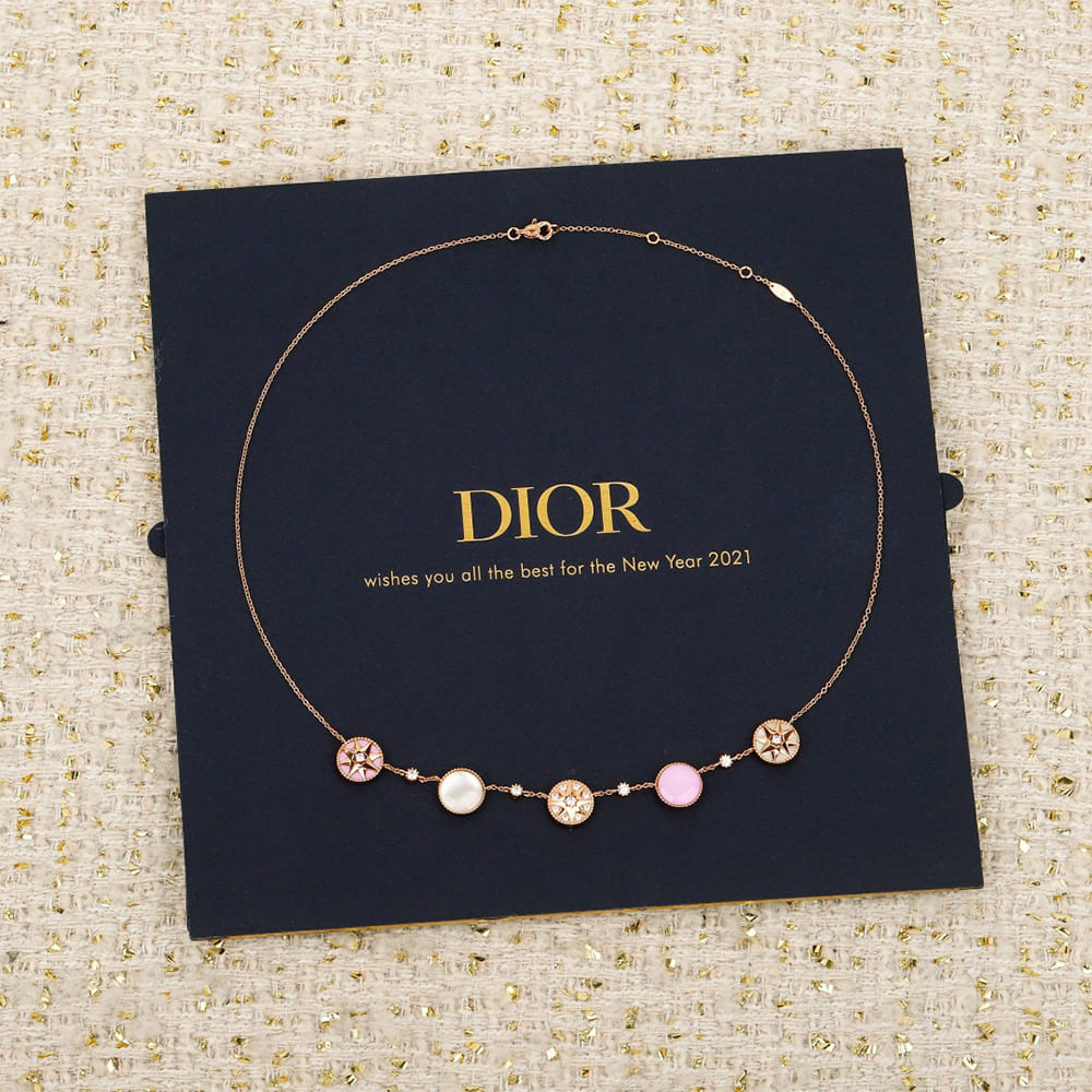 D10r necklace