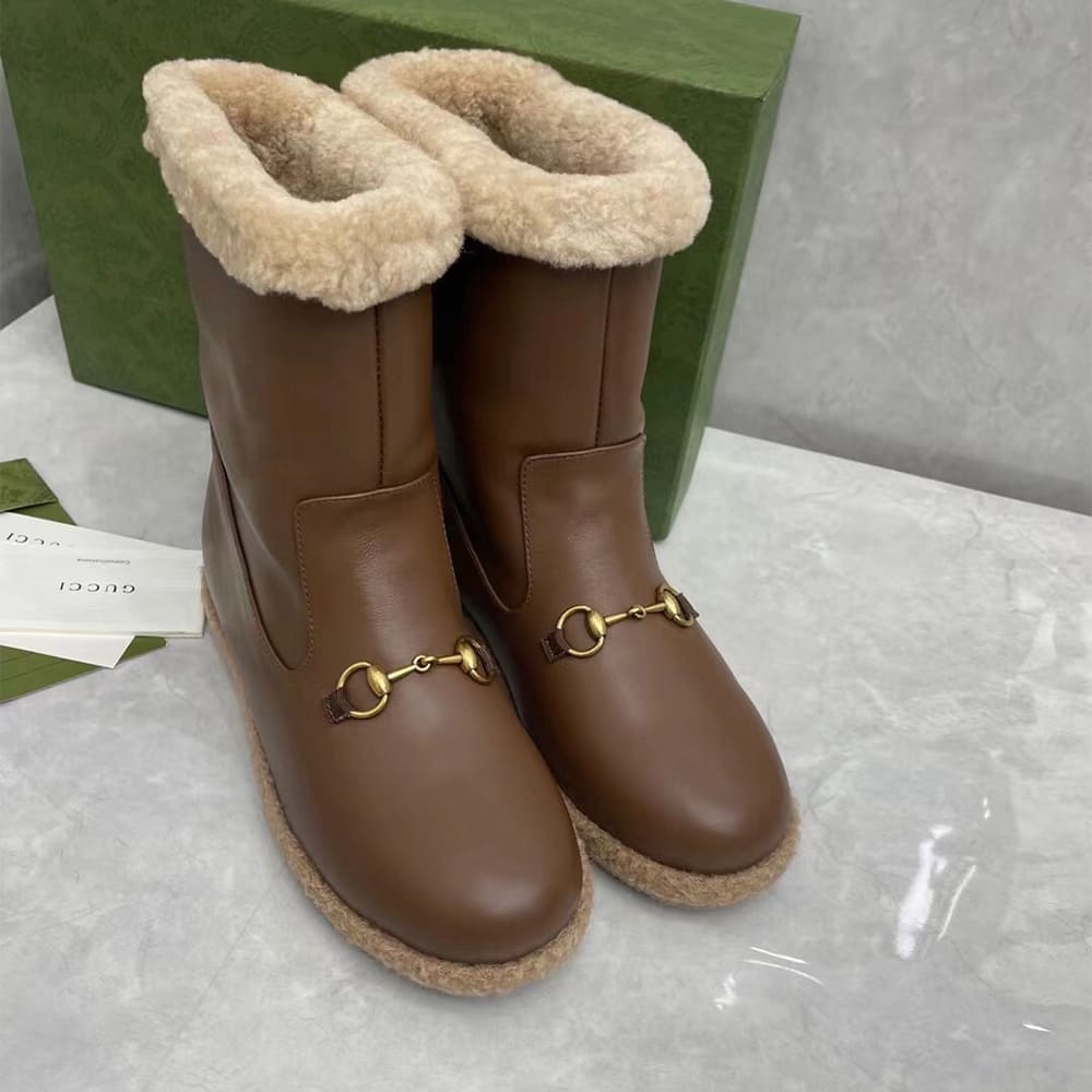 Gvc*1 ankle boots with Horsebit