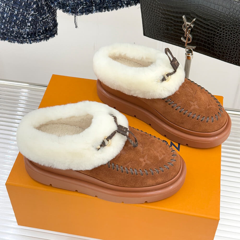 LV Ski Cortina Closed Mule