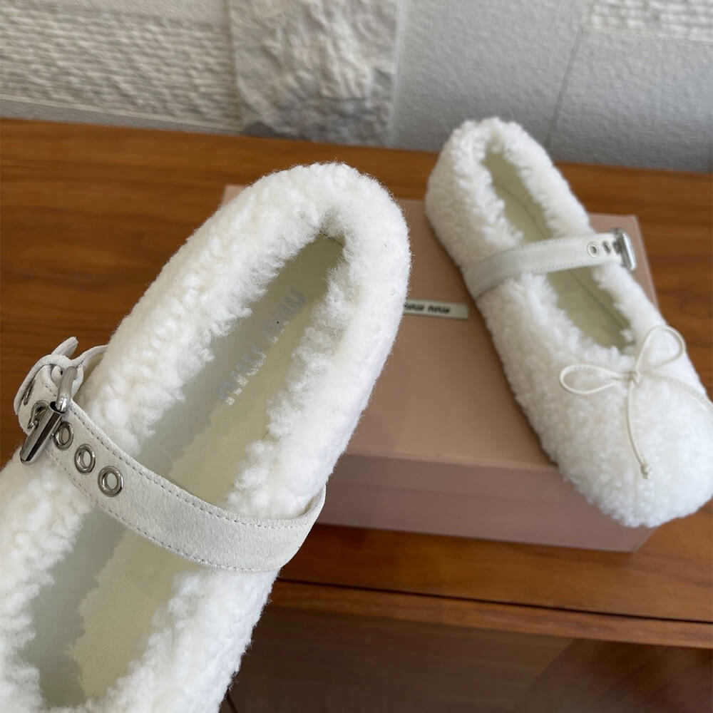 M1um1u Shearling ballerinas